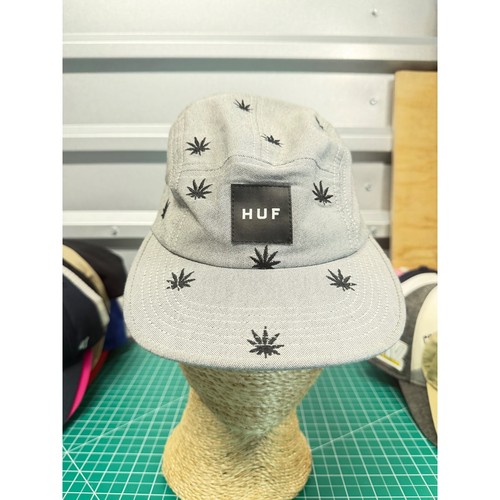 Huf embroidered plantlife - embroidered,